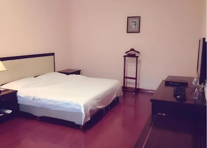 Century Land Hotel Wuyishan