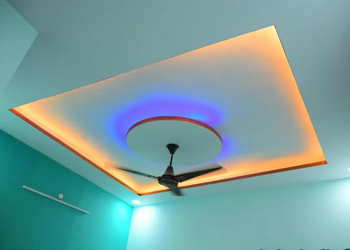 Hotel New Residency Near Ram Mandir