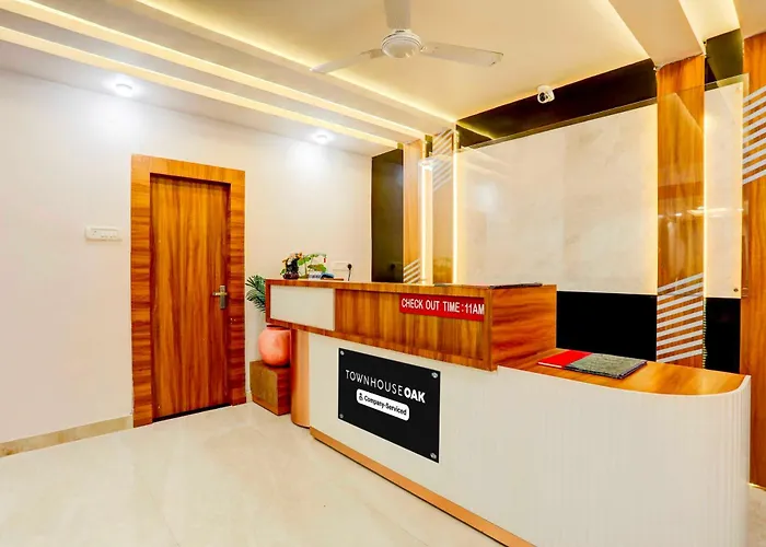 Super Townhouse Oak Dhanbad Central Near Golf Ground