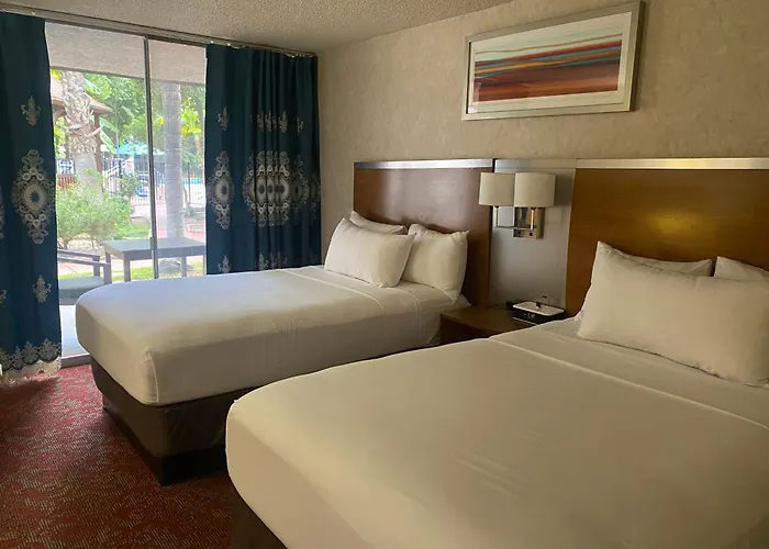 Surestay By Best Western Bakersfield Central