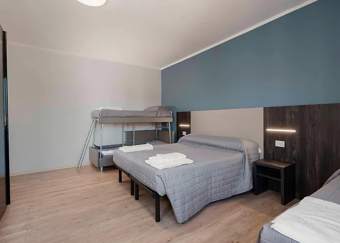 Urban Hotel