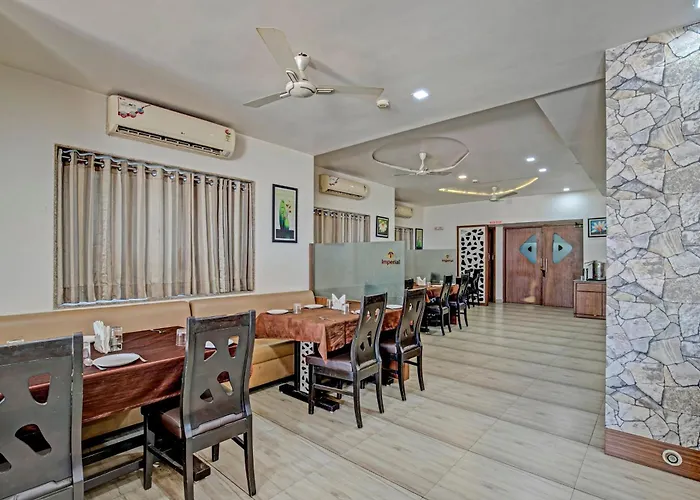 Hotel O The Grand Imperial Restaurant & Hotel Dhuva Railway Station