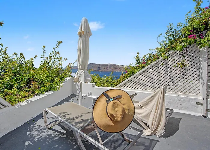 Oia Vista Houses