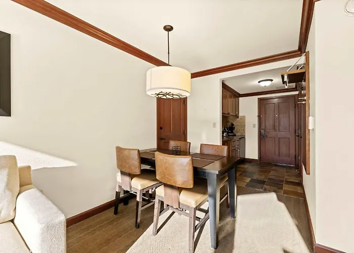 Remodeled Second Floor Valley View Suite No Resort Fee