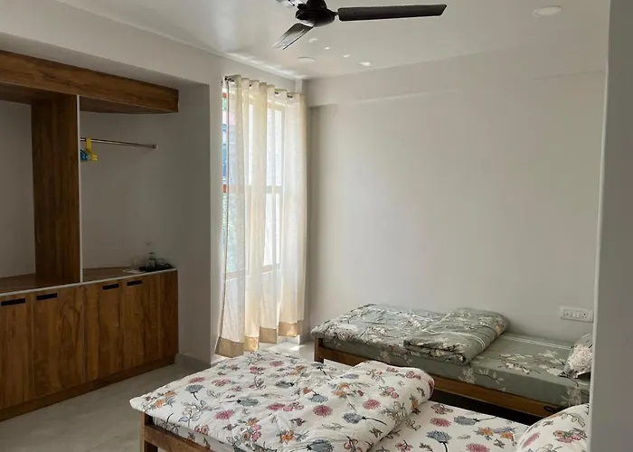 Hotel Woodland Aizawl