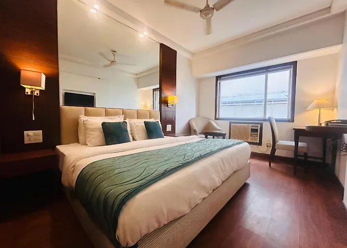 The Classic Pranav Resort A- Premium Property & Luxury Rooms With Mountain View