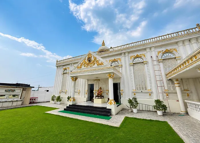 Hotel Sr Royale,Brahmapur
