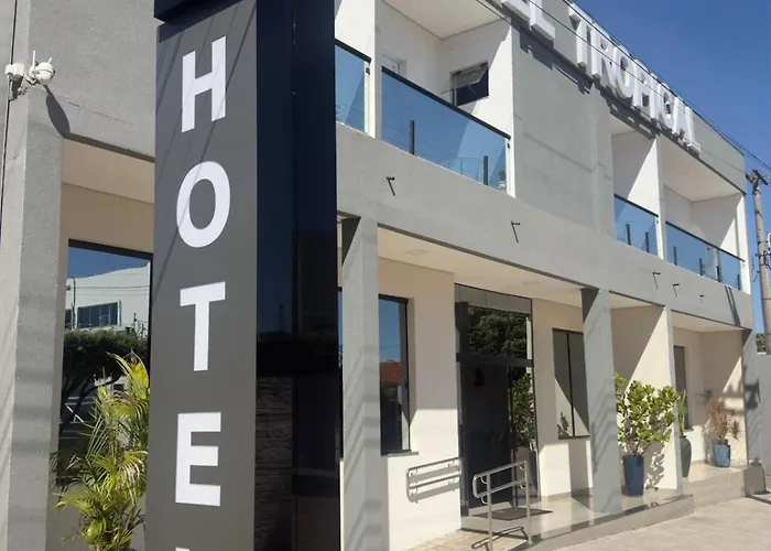 Hotel Tropical