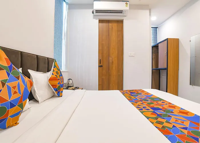 Fabhotel Trivana, Mahalaxmi Nagar
