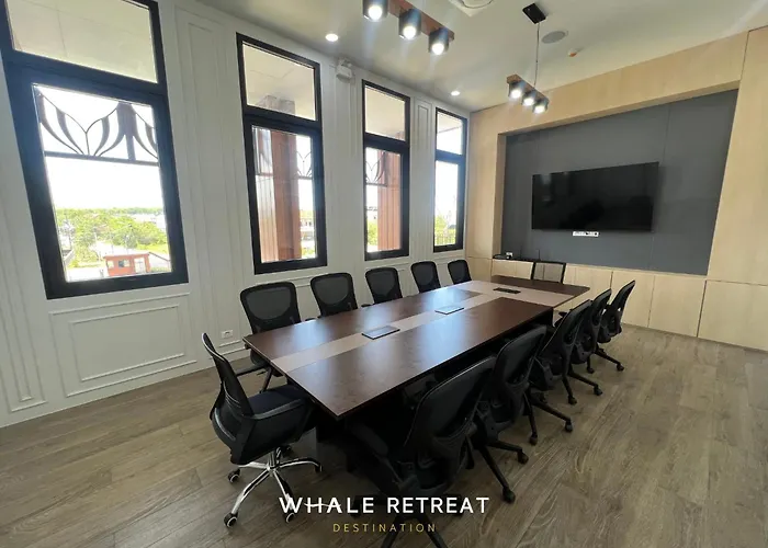 Whale Retreat Destination