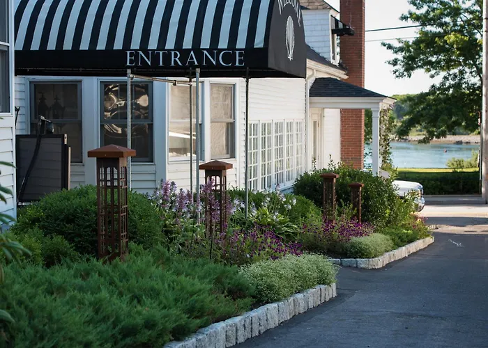 York Harbor Inn