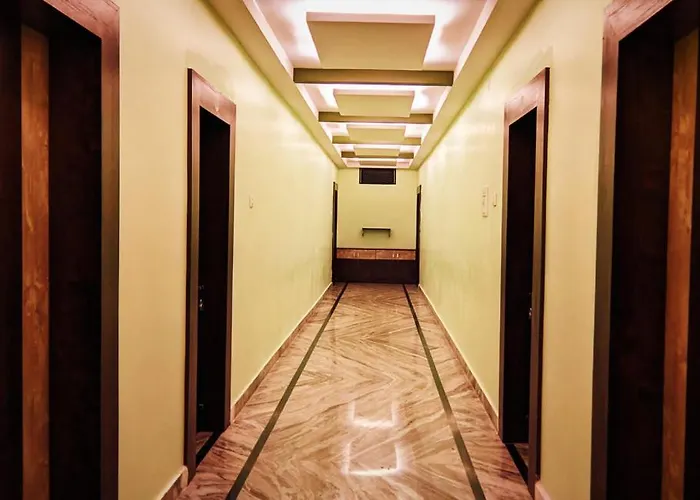 Shree Datta Dharmik Inn