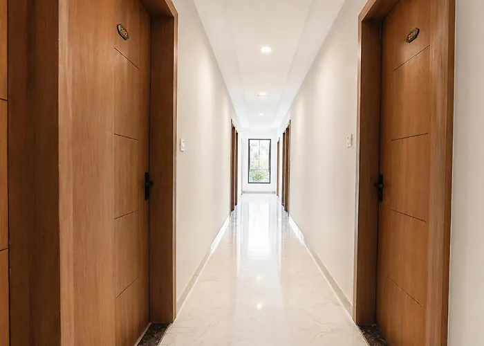 Fabhotel Trivana, Mahalaxmi Nagar