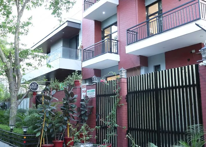 Ace Stayz - Boutique Hotel Near Dlf Mall Sector 45, Noida