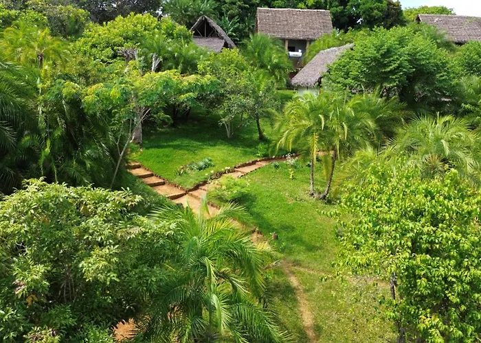 Ecolodge Nosy Faly