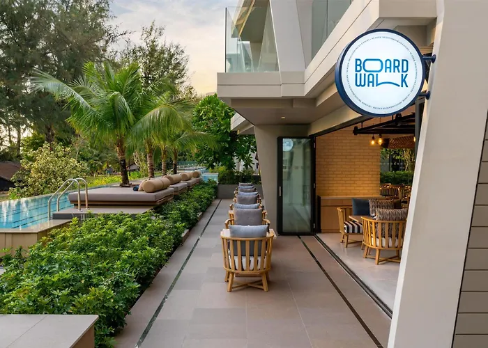Radisson Blu Resort, Phuket Mai Khao Beach