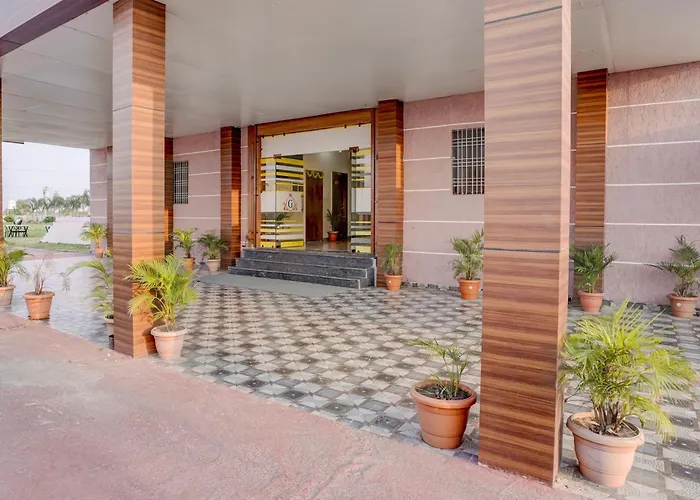 Townhouse Oak Karkamb Road Pandharpur Formerly Grand Residency