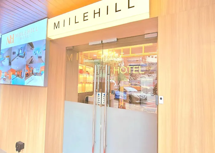 Miilehill Hotel By Maco At Jb Town Center