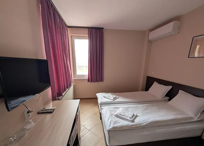 Hotel Poli