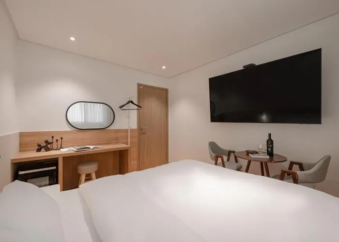 H Avenue Hotel Andong Culture Street Branch