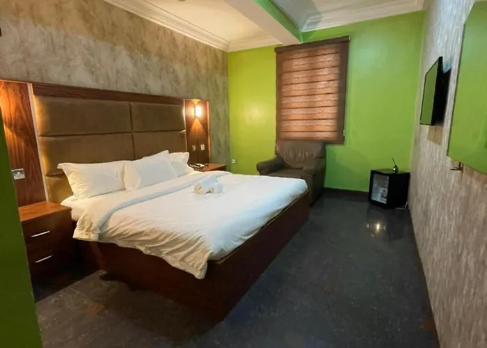 Aotel Hotel Lagos Ago