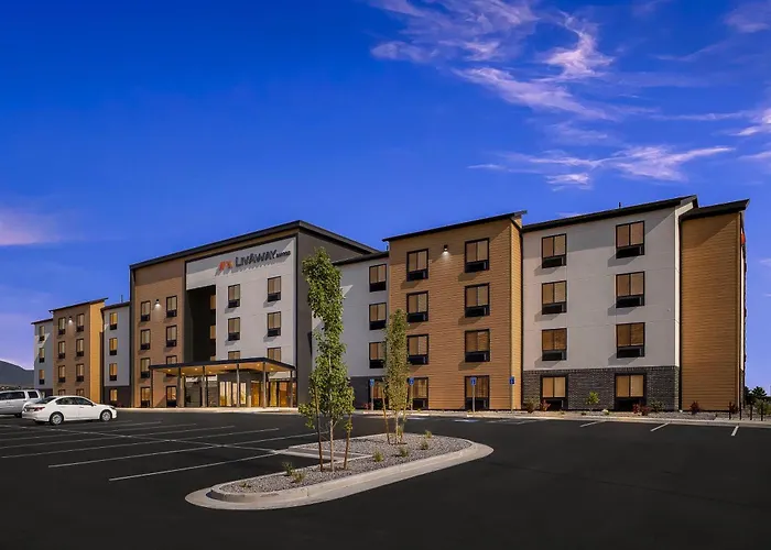 Livaway Suites Phoenix-Surprise