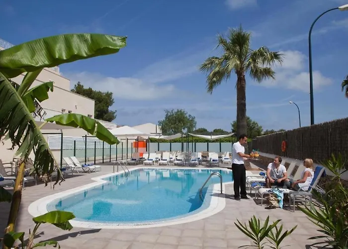 Hotel Isla Cabrera