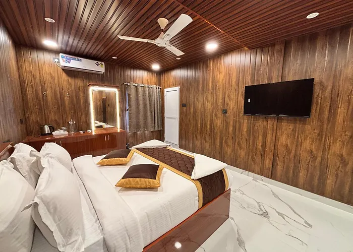 Thamira Residency