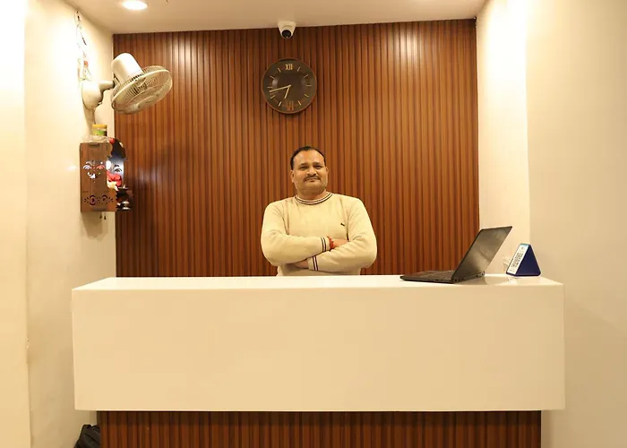 Luxury Rooms By Hotel Hari Palace