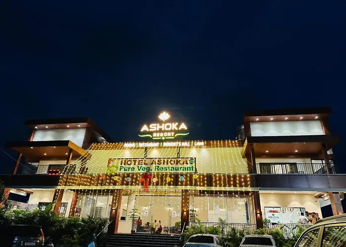 Hotel Ashoka Resort
