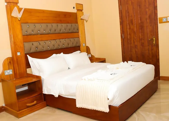 Kinyuki Country Hotel And Cottages
