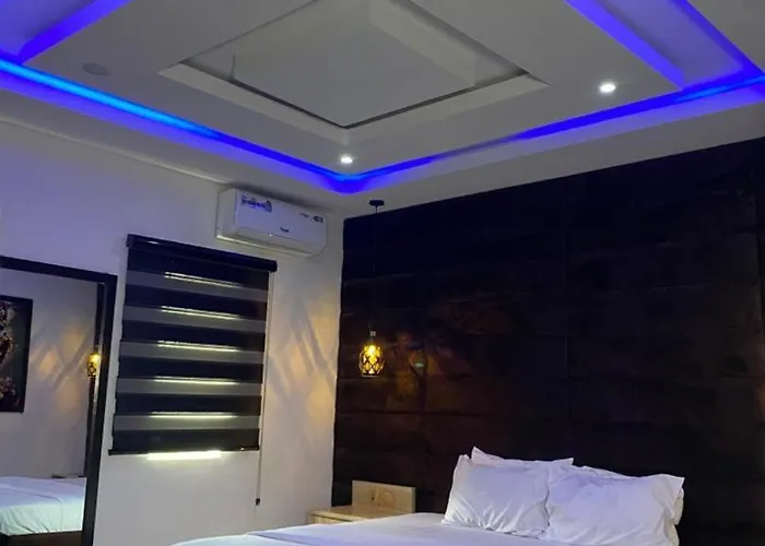Havana Hotel And Suites