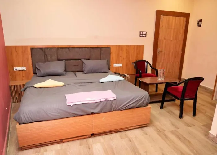 Nirmalya Guest House