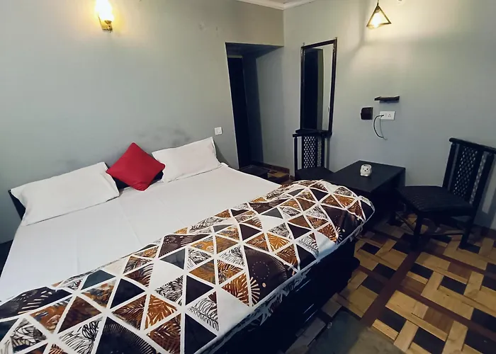 Hotel Kanishka Near Mukteshwar Dham 6Km Distance District Nainital