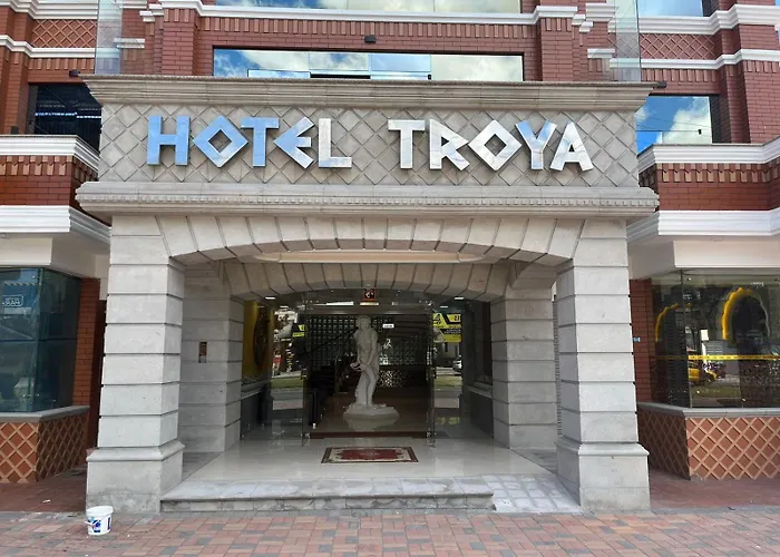 Hotel Troya