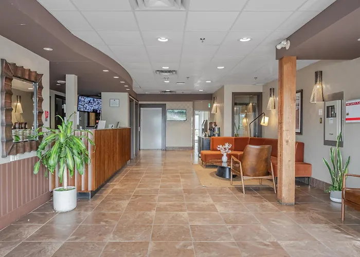Ramada By Wyndham Surrey/Langley