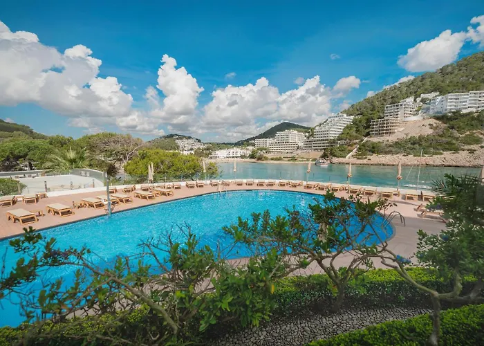Palladium Hotel Cala Llonga - Adults Only