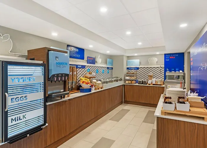 Holiday Inn Express Hyannis - Cape Cod By Ihg
