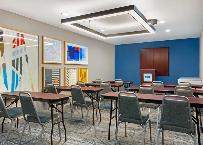 Holiday Inn Express Hyannis - Cape Cod By Ihg