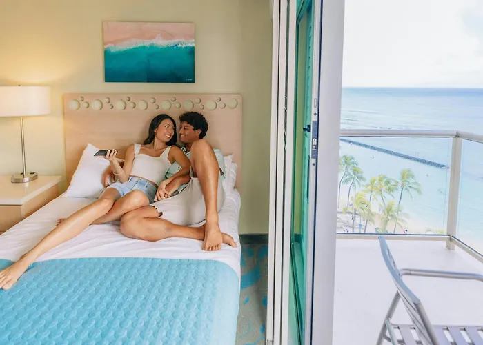 Waikiki Circle Hotel By Castle