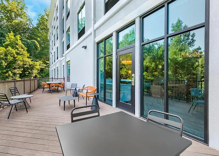 Holiday Inn Express Hotel & Suites Clemson - University Area By Ihg