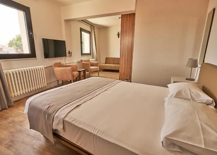 Kardes Hotel