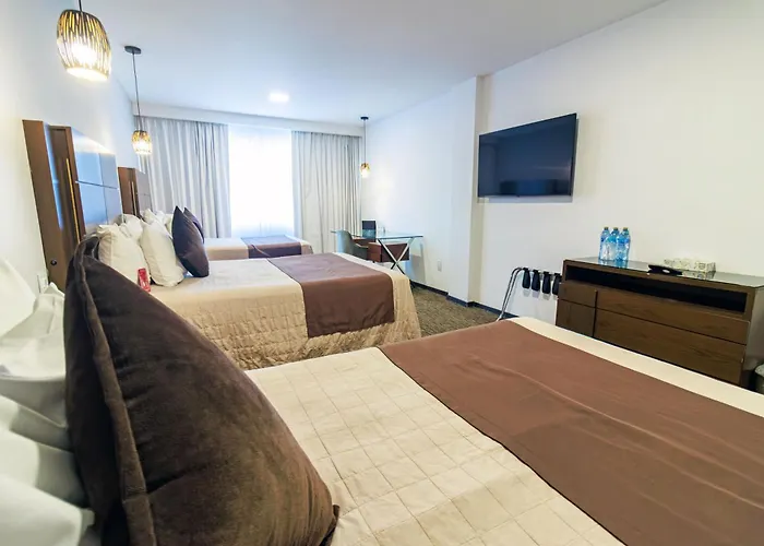 Hotel Fray Junipero Serra