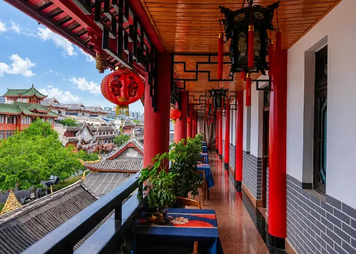 Wenjun Courtyard Hotel Chengdu ,English-Speaking , Pick-Up Service ,Laundry Service , Local Tours