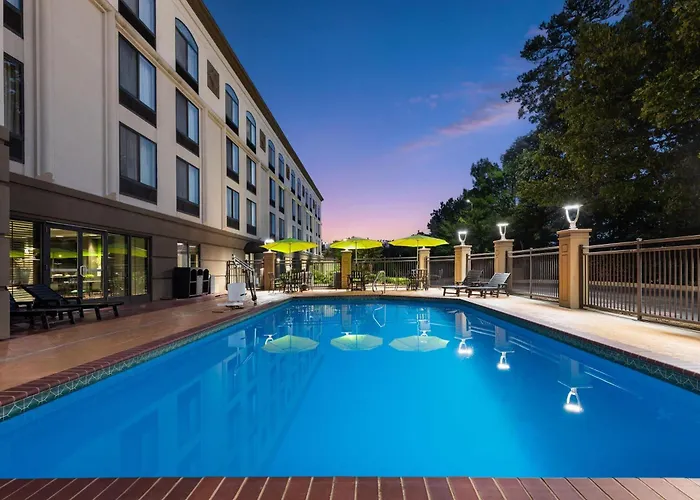 Wingate By Wyndham Little Rock