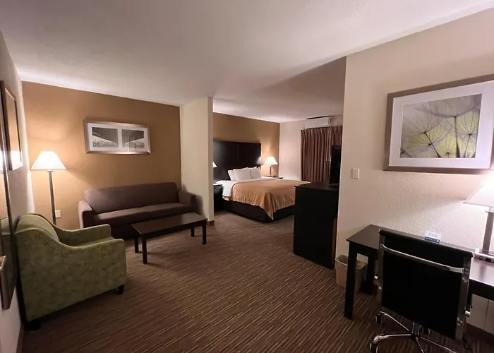 Quality Inn & Suites Paragould