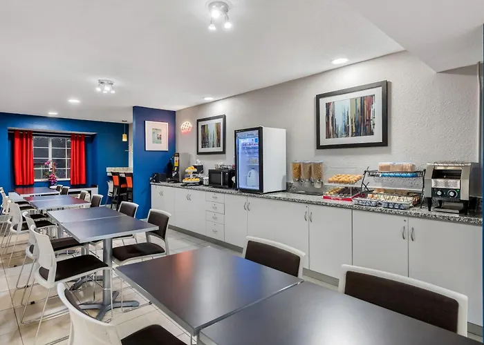 Microtel Inn & Suites - Greenville