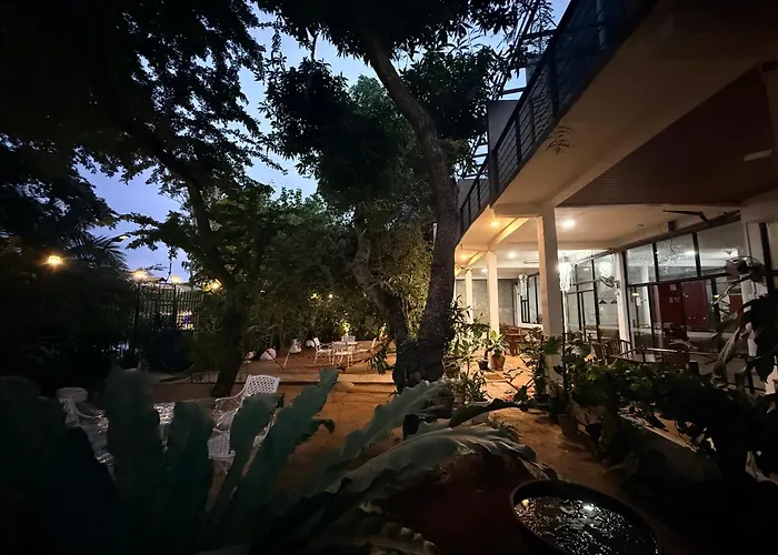 Lake Wave Hotel