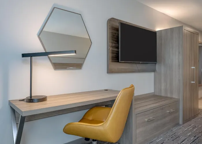 Holiday Inn Express - Rensselaer By Ihg