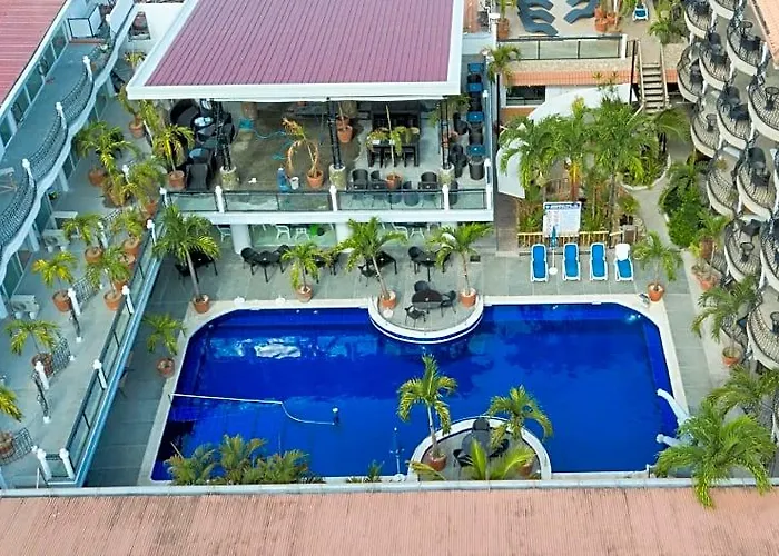 Clarkton Hotel Apartment